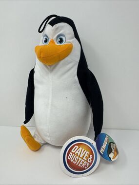 DreamWorks Penguins Of Madagascar Plush Toy Factory Dave And Busters Tags RARE